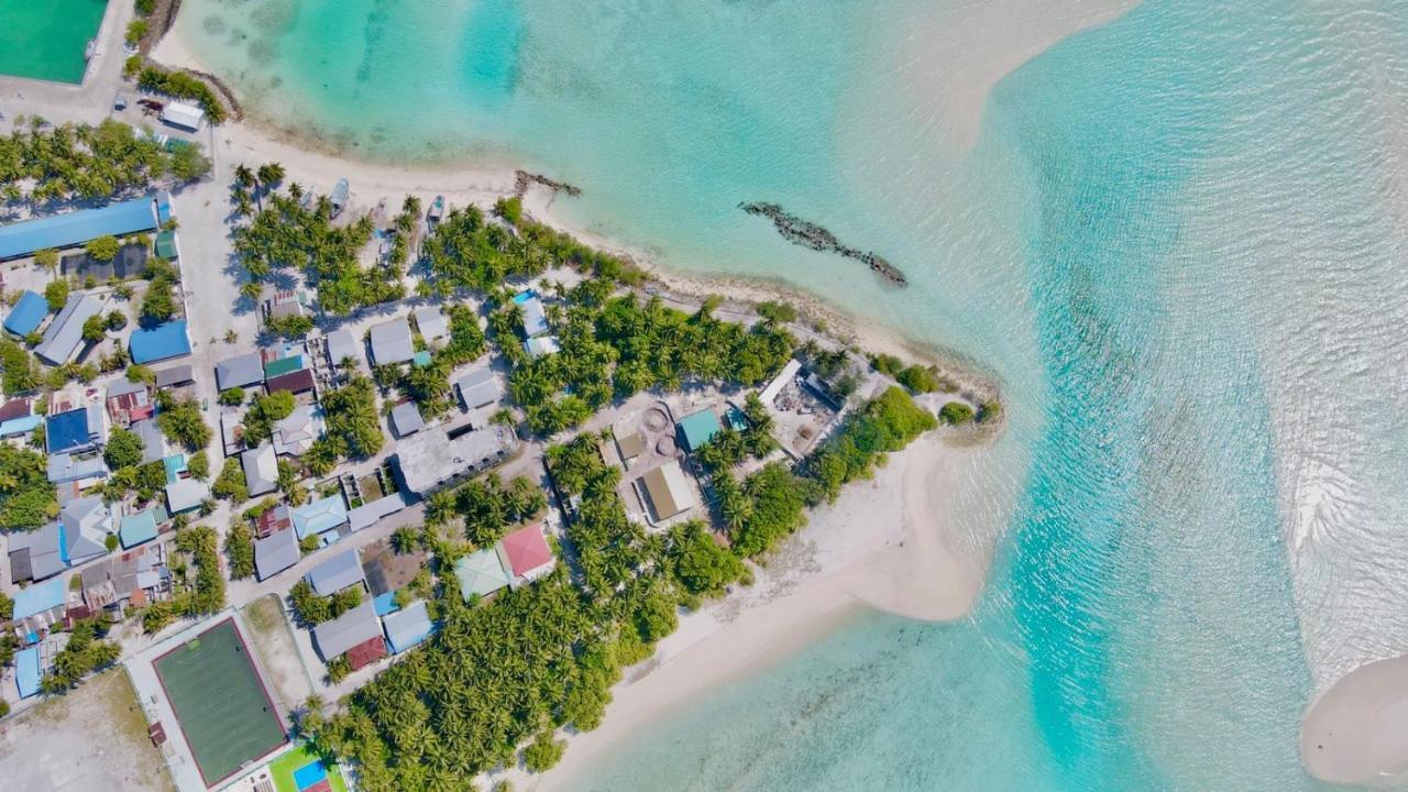 Royal Reef Stay Mathiveri Exterior photo